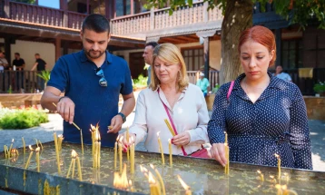Шукова: Скопје е наш заеднички дом што ќе остане силен само ако се грижиме еден за друг