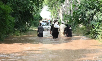 Mbi një milion pakistanezë janë evakuuar për shkak të vërshimeve më të rënda në katër dekadat e fundit