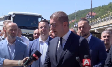 Mickoski: Starting third phase of construction of rail toward Bulgaria