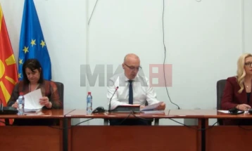 Планирани над 990 милиони денари за плати на пратеници и вработените во собраниската служба, 122,5 милиони денари за уредување на зоната околу Собранието