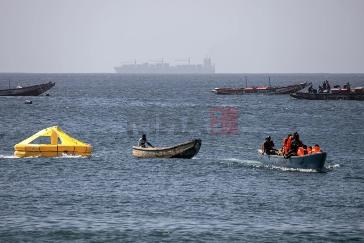 Në një anije të përmbytur në Mauritani kanë humbur jetën 69 emigrantë