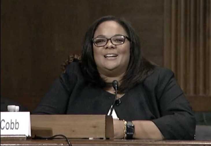 US federal judge suspends Trump's deportation policy