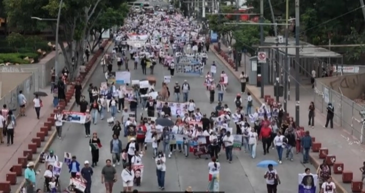Илјадници луѓе протестираа низ мексиканските градови барајќи решавање на случаите на 130.000 исчезнати лица
