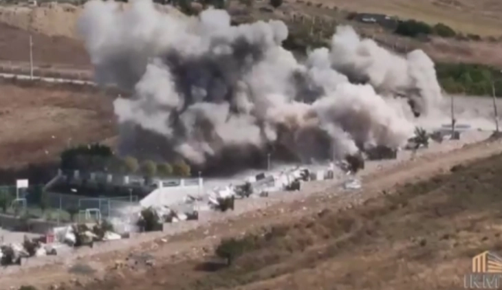 Продолжува акцијата за уривање на дивоградбите и на албанското крајбрежје, Рама најавува нови мерки