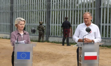 Фон дер Лајен и Туск ја посетија полско-белоруската граница