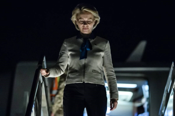 Авионот со Урсула фон дер Лајен летал за Бугарија со блокиран ГПС, сомнежот е на Русите