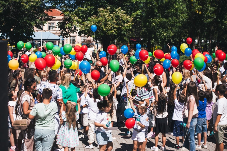 Во Битола 651 првоодделенец – 100 помалку од лани