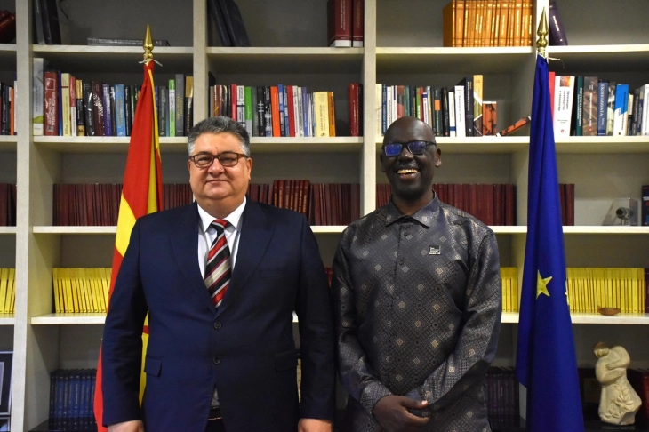 Minchev – Eyakuze: Open government and quality administration for better service of citizens