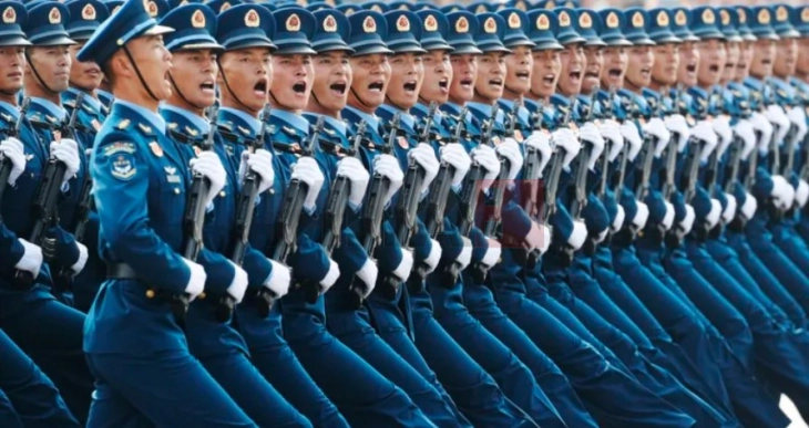 Кина ќе ја покаже својата воена моќ на парада на која ќе присуствуваат антизападни лидери