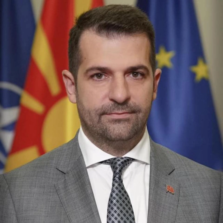 Томовски: Претходната власт која наместо да ги штити државните интереси, преку злоупотреба на државните механизми штитела лични интереси