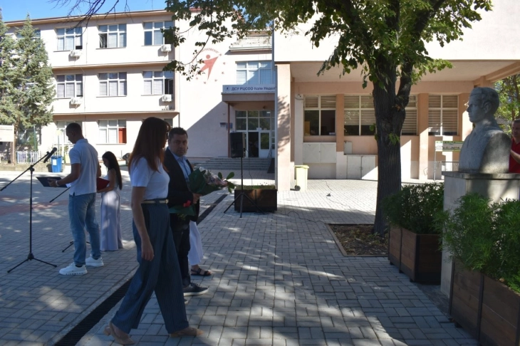 Одбележани 84 години од смртта на поетот и револуционер Коле Неделковски