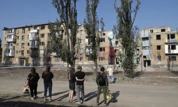 Rusia mbrëmë nisi një valë sulmesh në perëndim të Ukrainës, Polonia ngriti në ajër aeroplanë ushtarakë