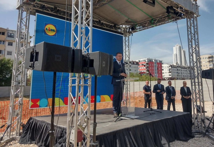 Почнува изградбата на маркет на „Лидл“ во Реонскиот центар во Аеродром (во живо)