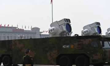 Кина по првпат ја претстави нуклеарната „тријада“ на воената парада во Пекинг