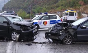 За осум месеци 138 жртви по патиштата во Албанија