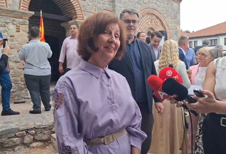 Siljanovska Davkova: Instead of red lines, parties to agree on what to say abroad