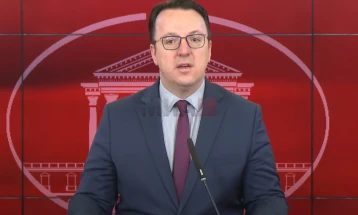 Nikolloski njoftoi linja ajrore nga Napoli, Budapesti, Katovice, Vrocllav dhe Milano