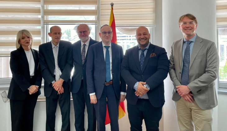 Делегација на Венецијанската комисија на разговори во Уставниот суд