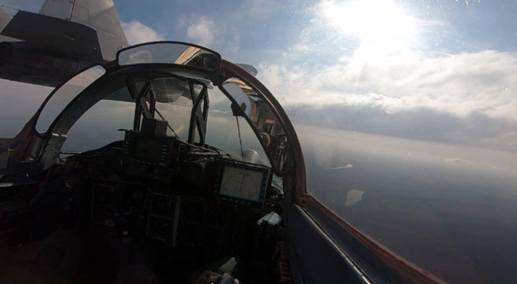 Подготовки на српските ВВС за парадата - Од денеска до 20 септември над Белград ќе надлетуваат воени авиони