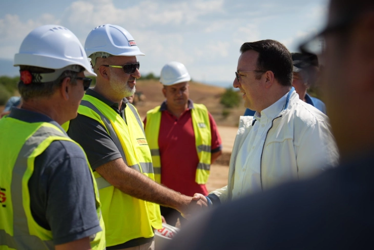 Николоски: Голем раст во градежништвото, транспортот и складирањето