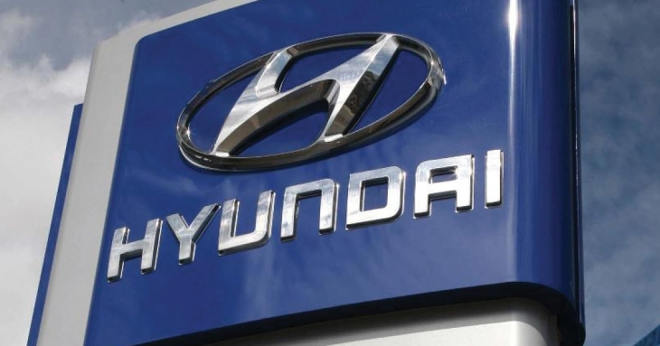 Голема рација во фабрика на Хјундаи во САД - приведени 475 луѓе