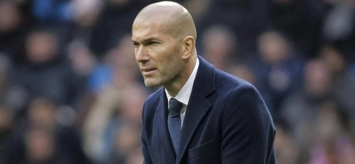 Фенербахче подготвува трансфер бомба место Мурињо