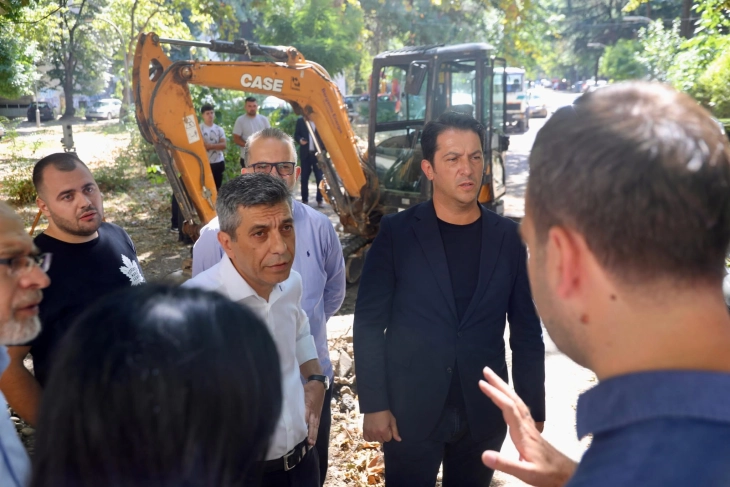 Mexhiti: Fillon projekti i rikonstruimit të rrugëve dhe ndriçimit publik në Çairin e Vjetër