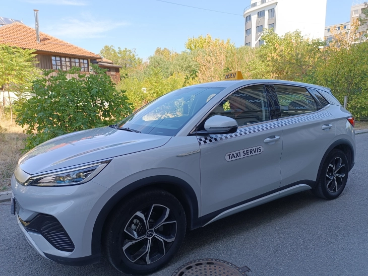 Environment Ministry to subsidize 200 electric taxis