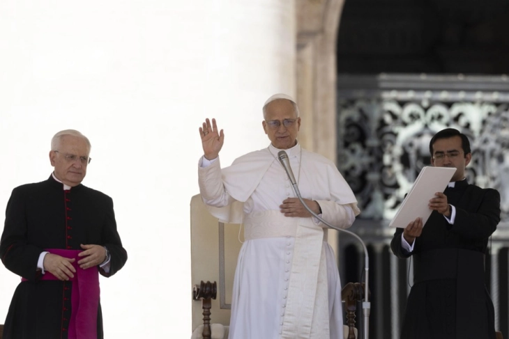 Стотици ЛГБТК+ католици на поклонение во Рим по повод Светата година