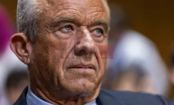 Семејството Кенеди го повика Роберт Ф. Кенеди Помладиот да поднесе оставка