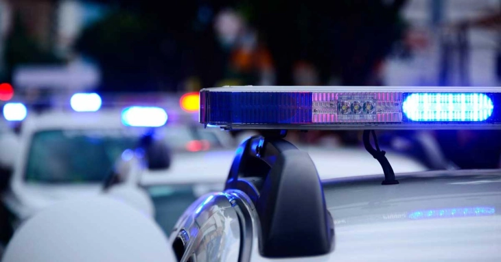 Кај малолетник пронајдени пиштол и куршуми, се обидел да бега од полицајците, но бил фатен