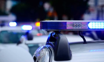 Кај малолетник пронајдени пиштол и куршуми, се обидел да бега од полицајците, но бил фатен