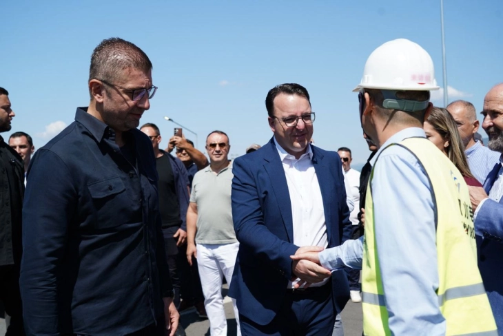 Nikollovski: Deri më tani 34 kilometra të autostradës Kërçovë - Ohër janë në përdorim aktiv, dy aeroportet do të lidhen me autostradë