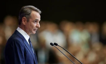 Мицотакис ги отфрли сценаријата за предвремени избори и порача дека ќе го исцрпи четиригодишниот мандат