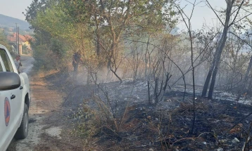 Пожарот над скопски Раштак ставен под контрола, нема опасност по објектите