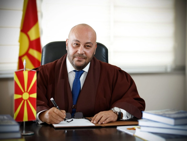 Костадиновски по повод 8 Септември: Вистинската љубов кон татковината значи да се гради правната држава