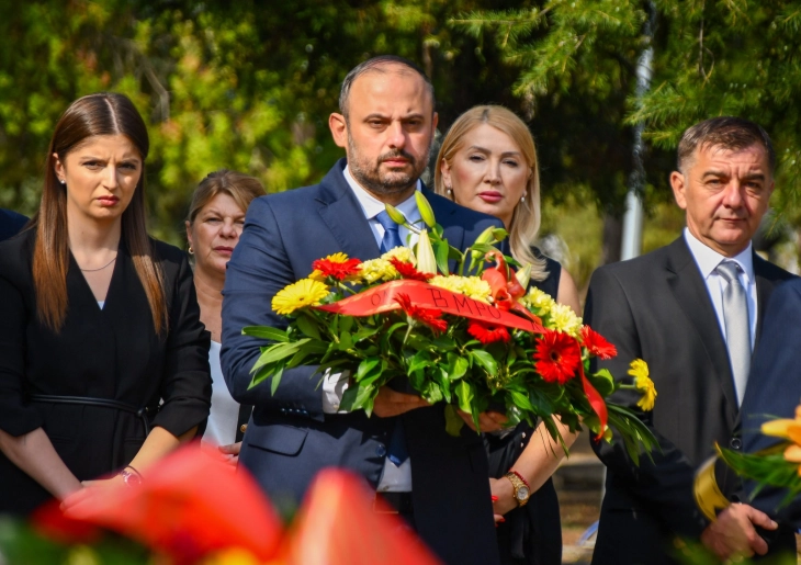 Ѓорѓиевски: Со достоинство и со силно чувство за сопствената држава, за нашата Македонија, да бидеме посилни, посплотени и поуспешни