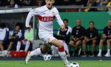 Арсенал останува фаворит во трката за Штилер од Штутгарт