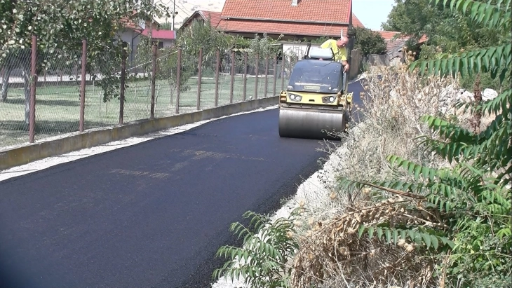 Во Општина Карбинци се реконструираат осум улици 