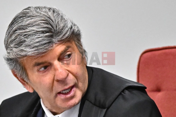 Пресудата во судењето на Болсонаро неизвесна откако судија гласаше за ослободување