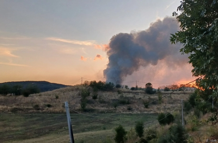 ДЗС: Се уште има чадење од Дрисла, но во помал обем, дивата депонија Вардариште е целосно изгасната