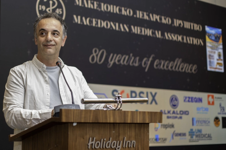 Aliu në Kongresin e 21-të të mjekëve të Maqedonisë: Digjitalizimi është një nga shtyllat kyçe për përmirësimin e sistemit shëndetësor