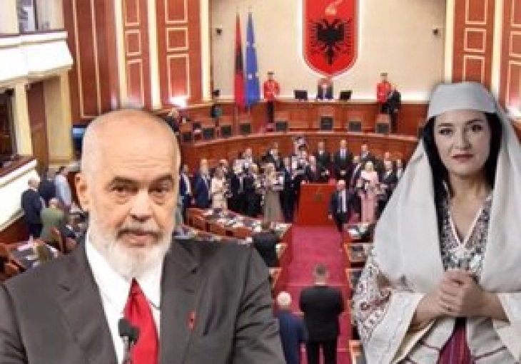 Рама: Диела ми рече „губитникот не е оној што паѓа, туку оној што копа таму каде што паднал“