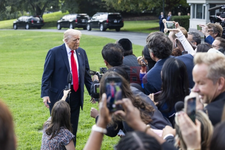 Трамп: Мора да се справиме со радикалните левичарски лудаци