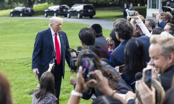 Трамп: Мора да се справиме со радикалните левичарски лудаци