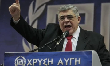 Лидерот на Златна зора пуштен од затвор – казната ќе ја издржува во домашен притвор