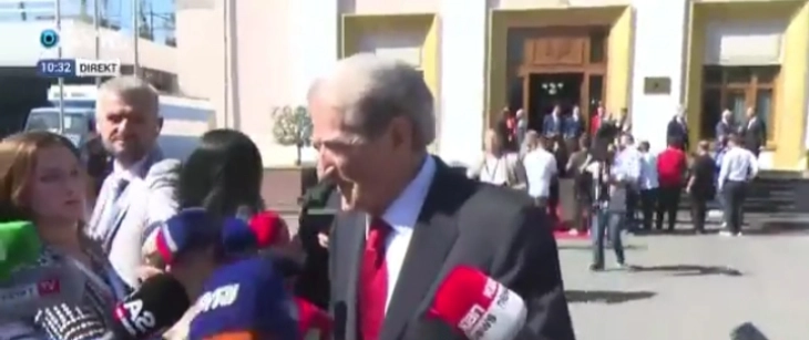 Бериша: Ова е парламент на нарко-картели, нема да го поддржиме Пелеши за прв парламентарец