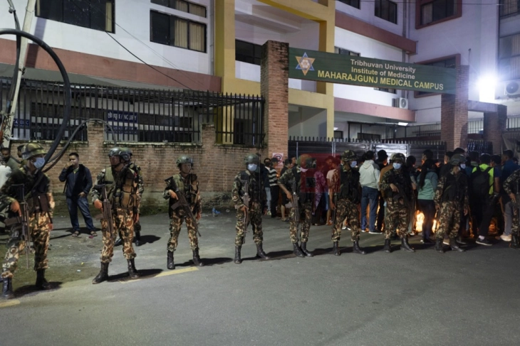 Ситуацијата во Непал се смирува по назначувањето на новата премиерка