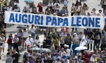 Папата Лав Четиринаесетти наполни 70 години