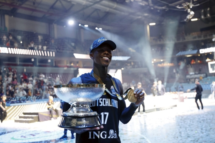 Шредер МВП на Евробаскет 2025